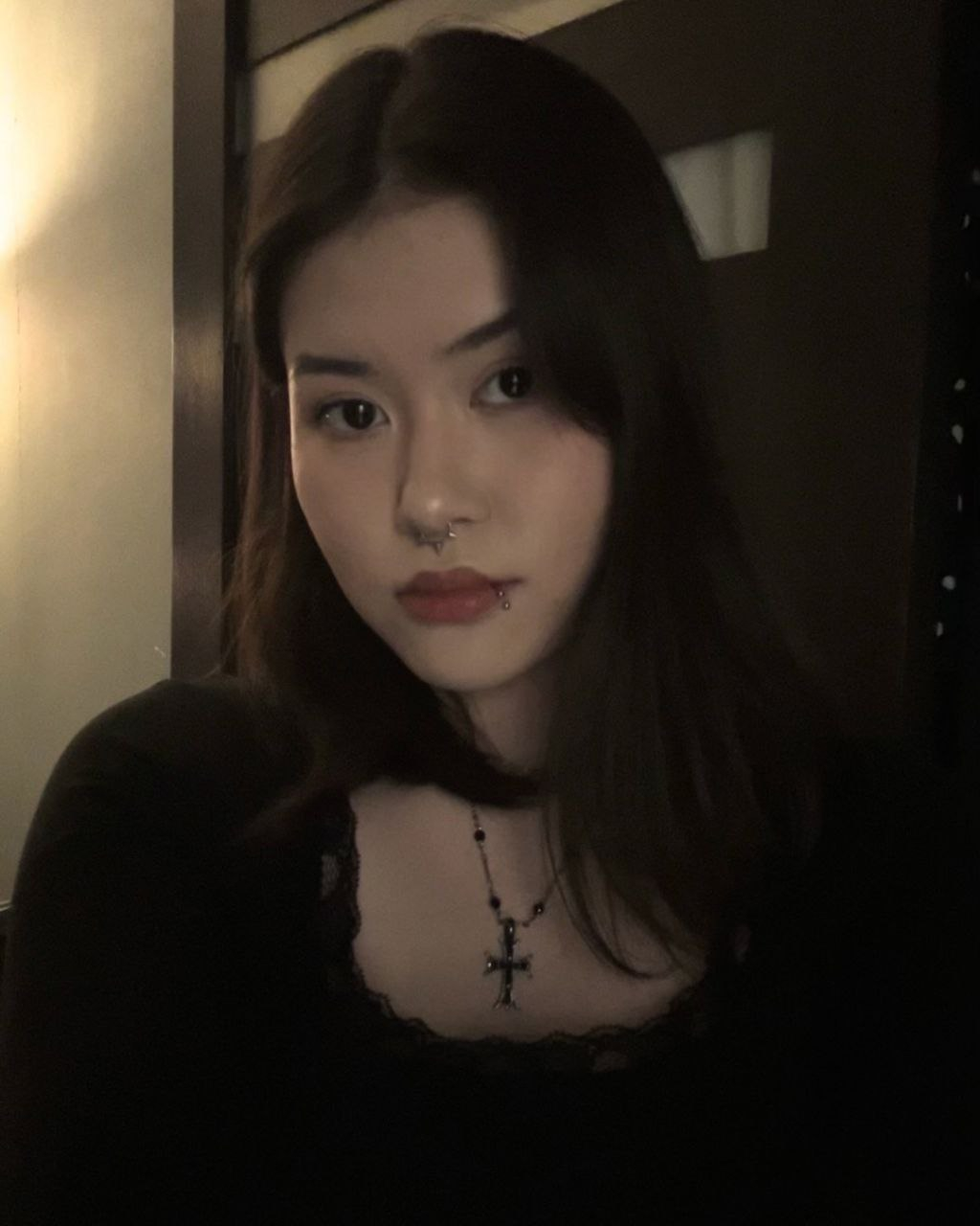 1024x1280