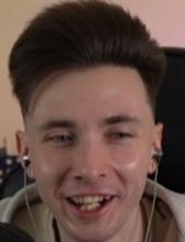 679x890