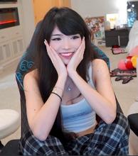 250x283