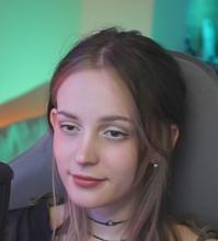 746x826