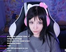 827x649